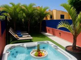 Beach and Golf Holiday Home with private jacuzzi