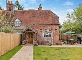 3 Bed in Godshill Wood 94495