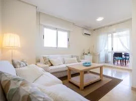 Apartment for 5 people with pool, terrace, AC, WiFi and parking