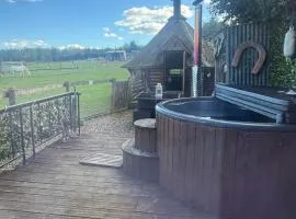 Bridie -rose with wood tub country retreat