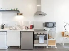 Peaceful & well-located duplex Parc Blandan Rhône & Wifi