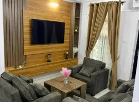 9th House Apartments