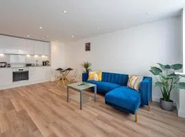 Contemporary & Bright 1 Bed Apartment in Gravesend