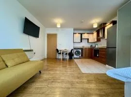 Trendy Studio Flat, 8 Minutes to central London