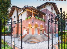 Villibera - Design villa with SPA, Cinema, Gym and Game Room, khách sạn ở Cesano Maderno
