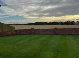 Luxury Bungalow Countryside view