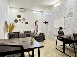 SESEH Guesthouse I CoWorking I Pool I Apartment 1