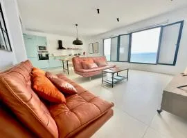 El Submarino Coastal Home