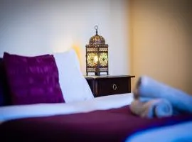 Luxury 4BR, Free Parking, Near Beach, Sleeps 8