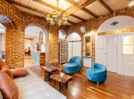 Old Town Quito Suites, Heritage Hotel, Historic center