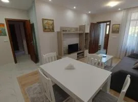 White grapes apartment