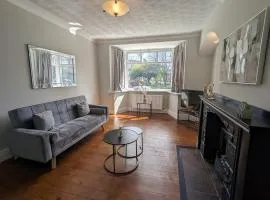 Super smart 2 bed Benton getaway