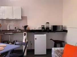 Studio em Itaguá