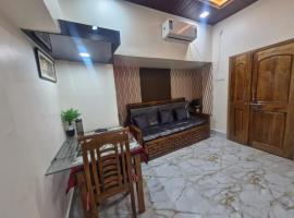 2BHK Home fully furnished at Sahid Nagar near INOX、ブバネーシュワルのアパートメント