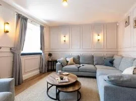Castle View Cottage - HTub & EV Charging