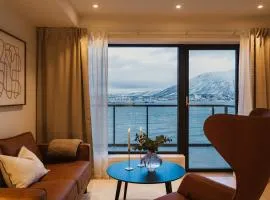 Aurora One - Oceanfront Suite