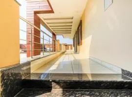 Super Hotel O Vaibhav laxmi Paradise