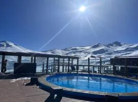 HOM I Departamento Valle Nevado con uso de Piscina