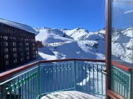 HOM I Departamento Valle Nevado con uso de Piscina