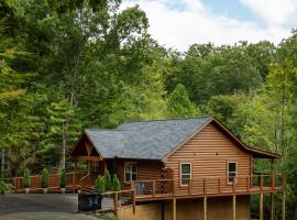 Harvest Moon II, hotel in Cove Creek Cascades