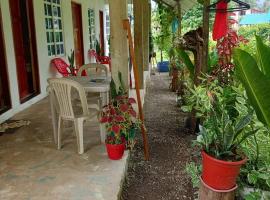Hostal La Esmeralda, hotel a El Valle