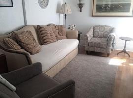 Historic Weatherford, Home near the downtown square, hotel i Weatherford