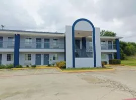 Heights Inn by Townhouse Harker Heights, TX