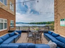 Smith Mtn Lake Retreat Indoor PoolandHot Tub Access
