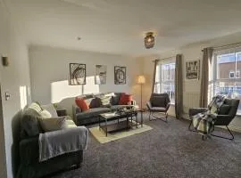Stunning Contractor home, Company workers WLC, Netflix