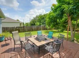 5 Mi to Boating! Port St Lucie Home with Backyard