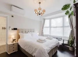 Grace's Guesthouse Room 5