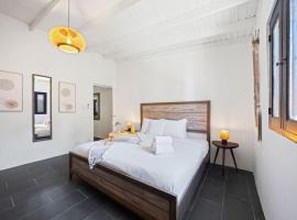 Stylish Aruba Getaway, Close To Beach, Cozy For 2, ξενοδοχείο στο Παλμ Μπιτς