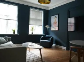 Blue Brook Lounges
