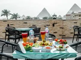 Night Pyramids Inn Hotel