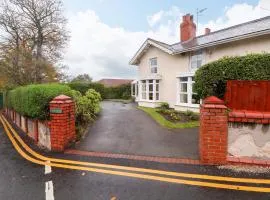 Bryn Offa cottage