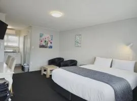Continental Motel
