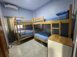 Habitaciones en Shekinah House, Data de Villamil