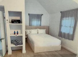 Wainscott Woods Retreat