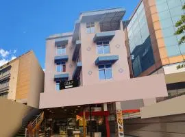 Super COLLECTION O SIXMILE GUWAHATI FORMERLY HOTEL GANGOTRI