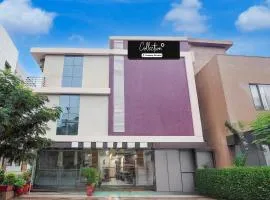 Super Collection O Shantivan Bus Terminal Formerly Hotel Suhagan Heights