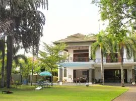 Tropical Terrace Negombo
