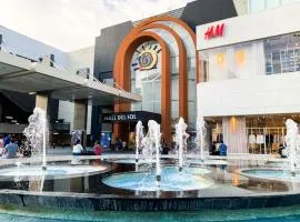 Luxury Suites frente mall del sol a pocos minutos del aeropuerto y terminal terrestre