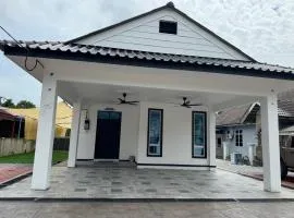 Ali Homestay Jeli