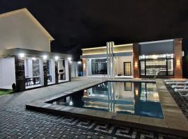Warm pool Suvalan, hotel in Baku