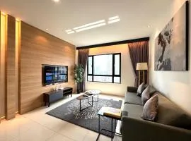 Suasana Suites Johor Bahru 2 Bedroom Apartment with Pool Walk to CIQ & JBCC