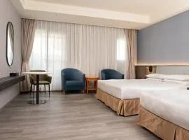 E-DA Skylark Hotel