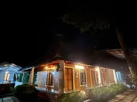The Munroe Vibes Inn