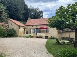 Maison en Dordogne avec Wifi et vélos, proche sites touristiques - FR-1-616-409