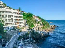 Hotel Mediterraneo Liman FREE PRIVATE BEACH FOR HOTEL GUEST