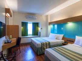 Microtel by Wyndham South Forbes near Nuvali: Santa Rosa şehrinde bir otel